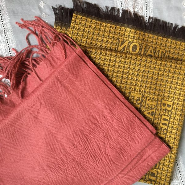 Stole-Kashmiri